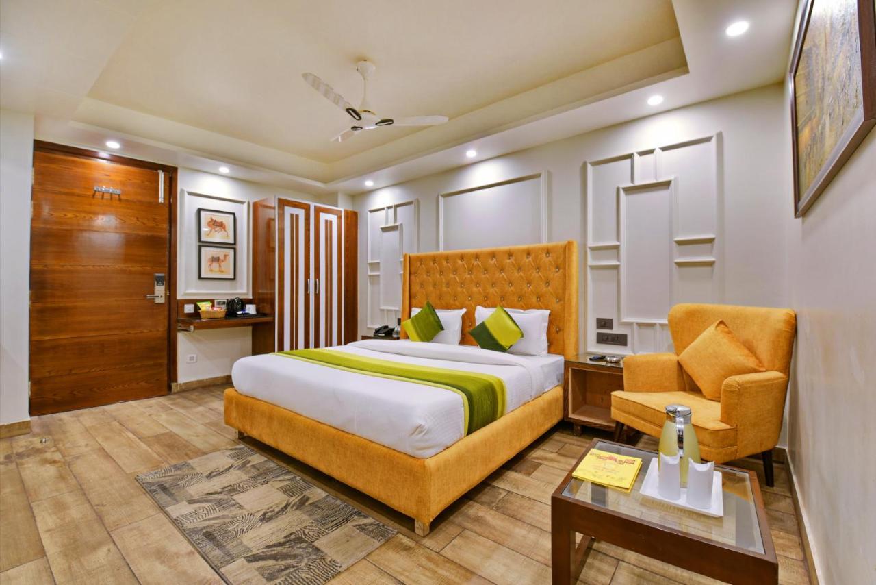 Hotel Blue Pearl New Delhi Eksteriør billede